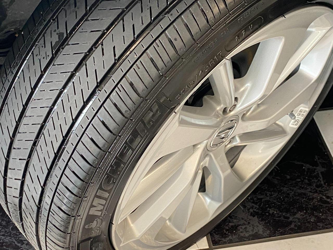 2018 Acura ILX TECH+LED Lights+Sunroof+Lane Keep+ACCIDENT FREE - Photo #11