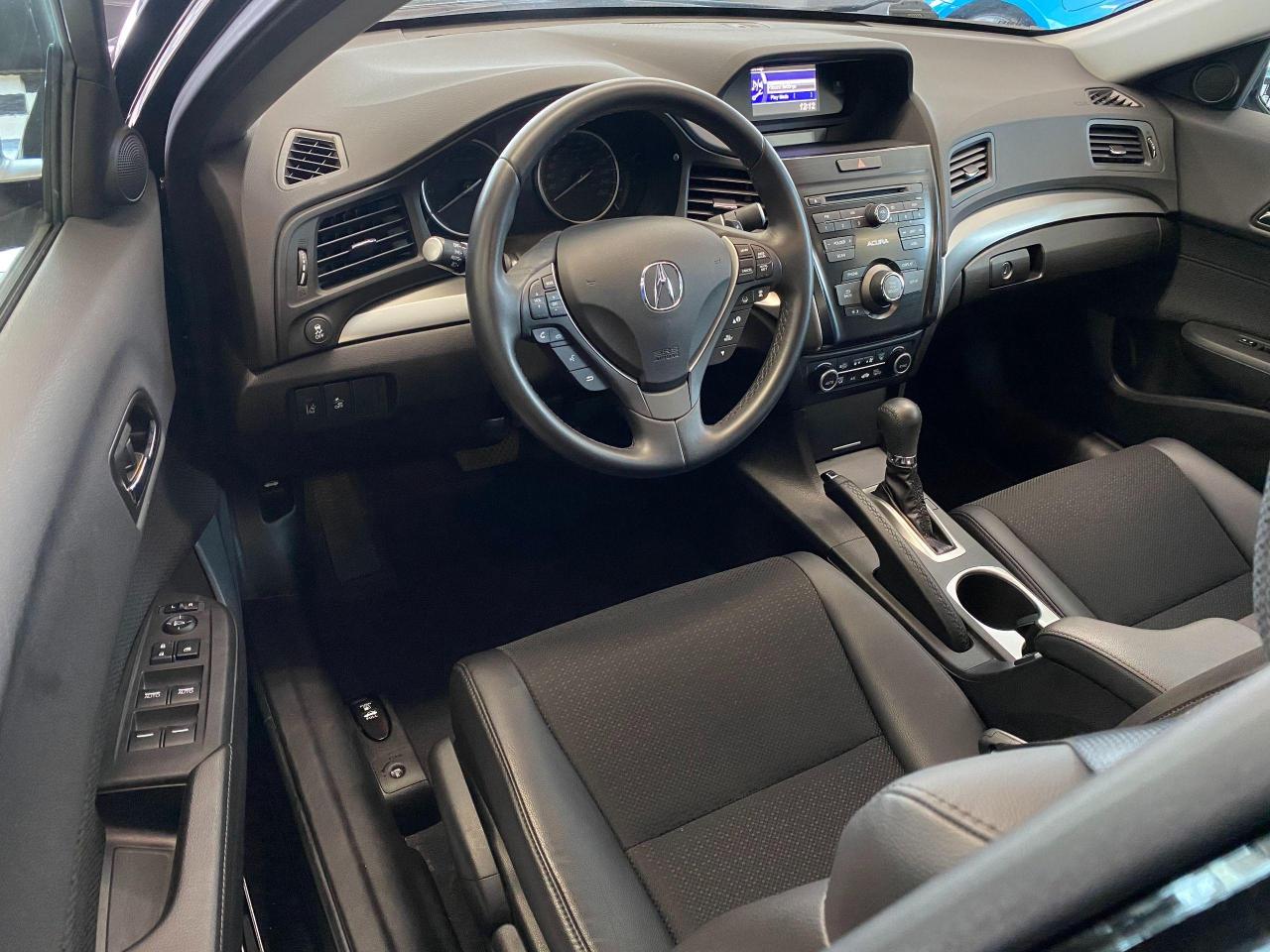 2018 Acura ILX TECH+LED Lights+Sunroof+Lane Keep+ACCIDENT FREE - Photo #17