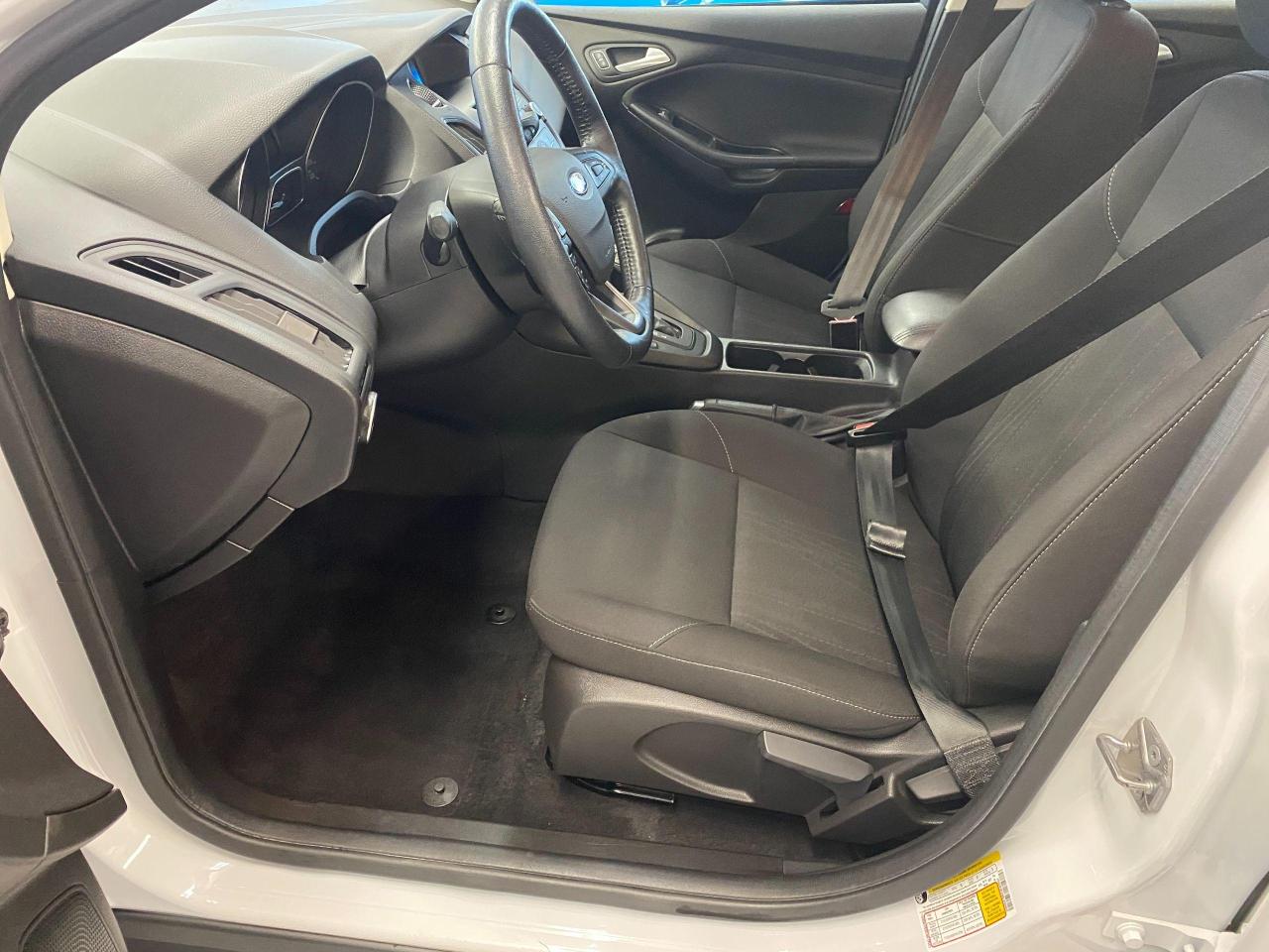 2017 Ford Focus SE+Heated Seats & Steering+Camera+ACCIDENT FREE - Photo #18