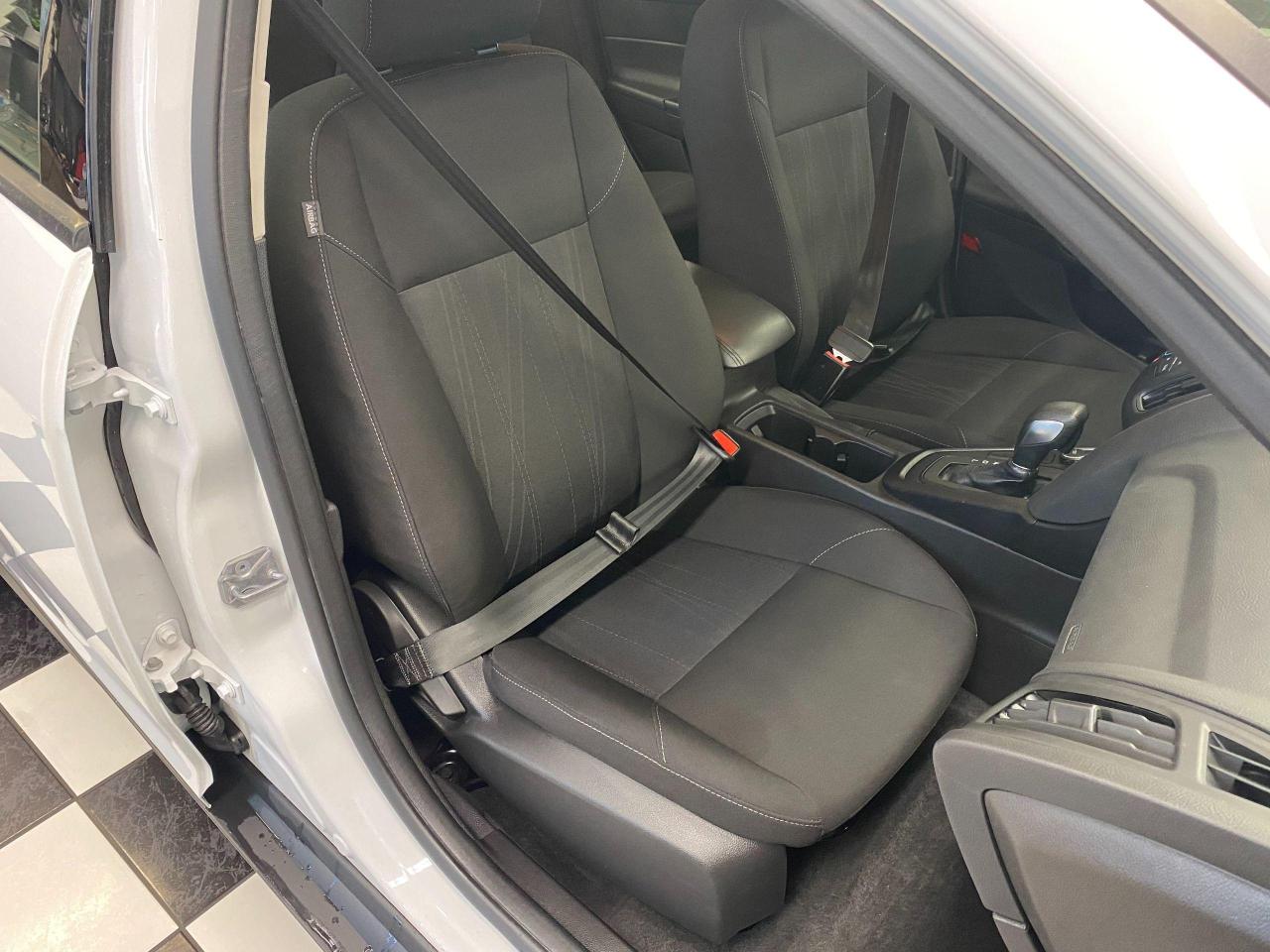 2017 Ford Focus SE+Heated Seats & Steering+Camera+ACCIDENT FREE - Photo #22