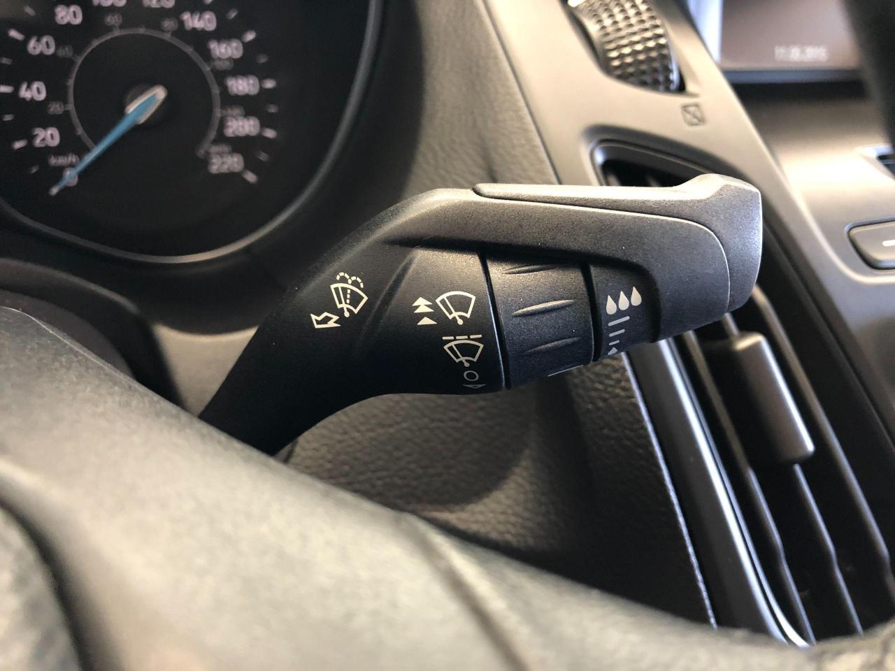2017 Ford Focus SE+Heated Seats & Steering+Camera+ACCIDENT FREE - Photo #51