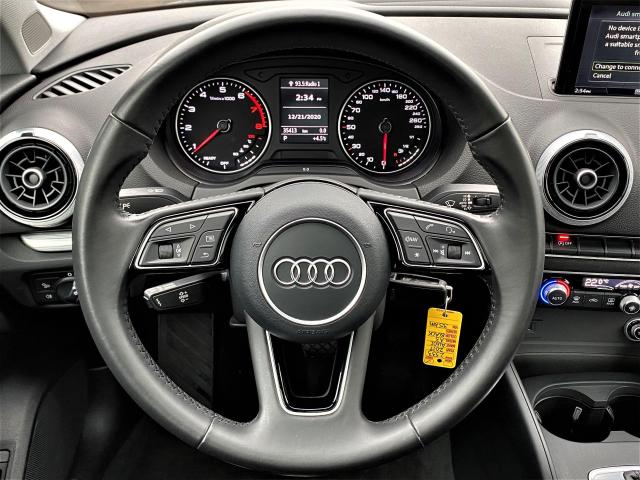 2017 Audi A3 2.0T Progressiv+Camera+ApplePlay+ACCIDENT FREE Photo9