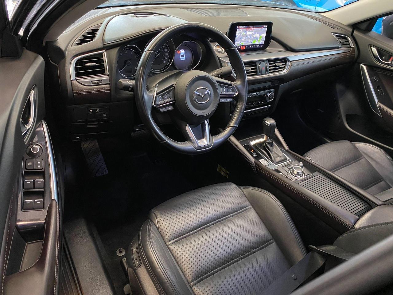 2017 Mazda MAZDA6 GT TECH+Camera+Roof+BlindSpot+ACCIDENT FREE - Photo #16