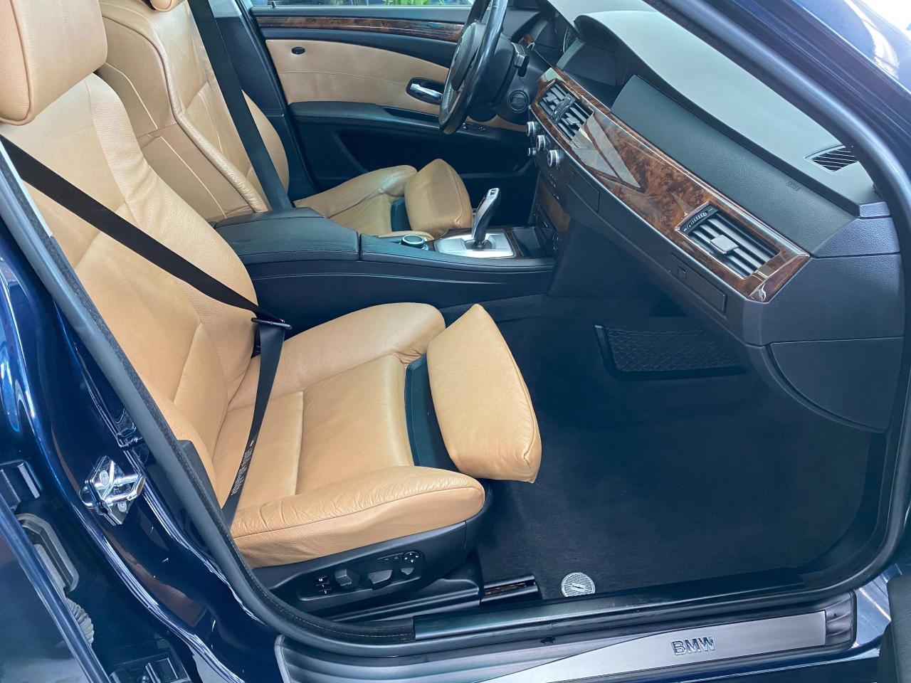 2008 BMW 5 Series 535xi+New Tires+Sunroof+Xenos+Navigation+ - Photo #17