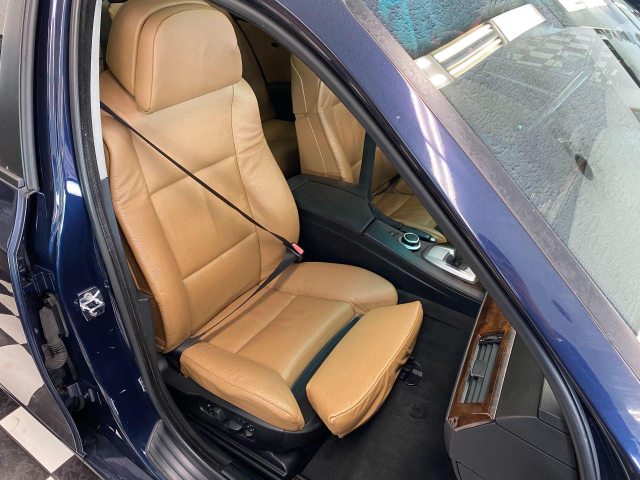 2008 BMW 5 Series 535xi+New Tires+Sunroof+Xenos+Navigation+ - Photo #18