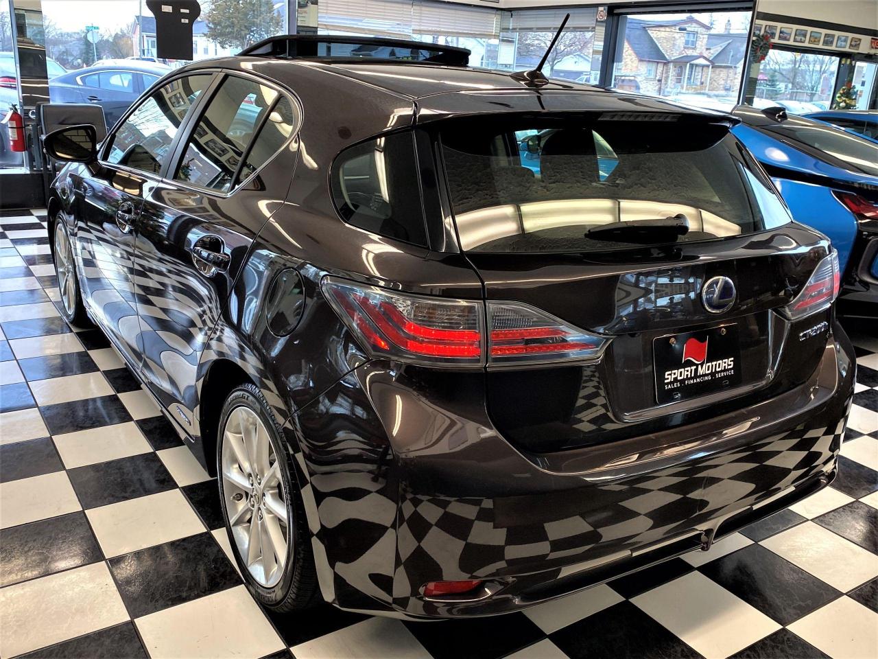 2011 Lexus CT 200h CT200H+Roof+Camera+New Tires+Brakes+ACCIDENT FREE - Photo #2
