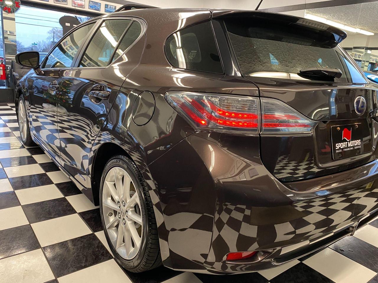 2011 Lexus CT 200h CT200H+Roof+Camera+New Tires+Brakes+ACCIDENT FREE - Photo #37
