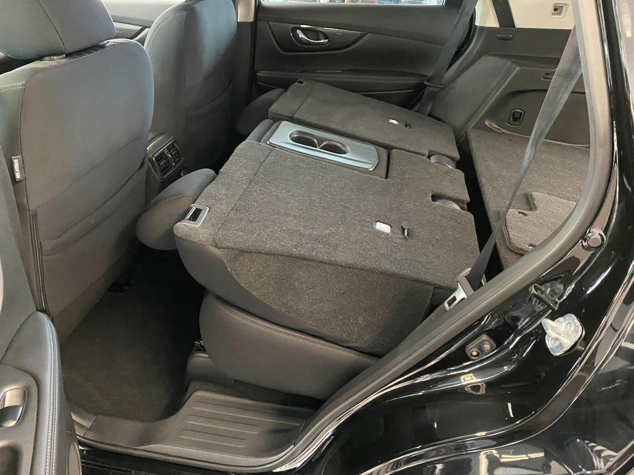 2018 Nissan Rogue S+Apple Play+Blind Spot+Camera+ACCIDENT FREE - Photo #25