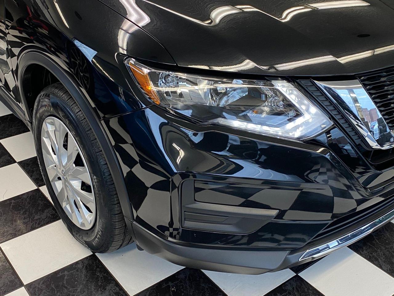 2018 Nissan Rogue S+Apple Play+Blind Spot+Camera+ACCIDENT FREE - Photo #38