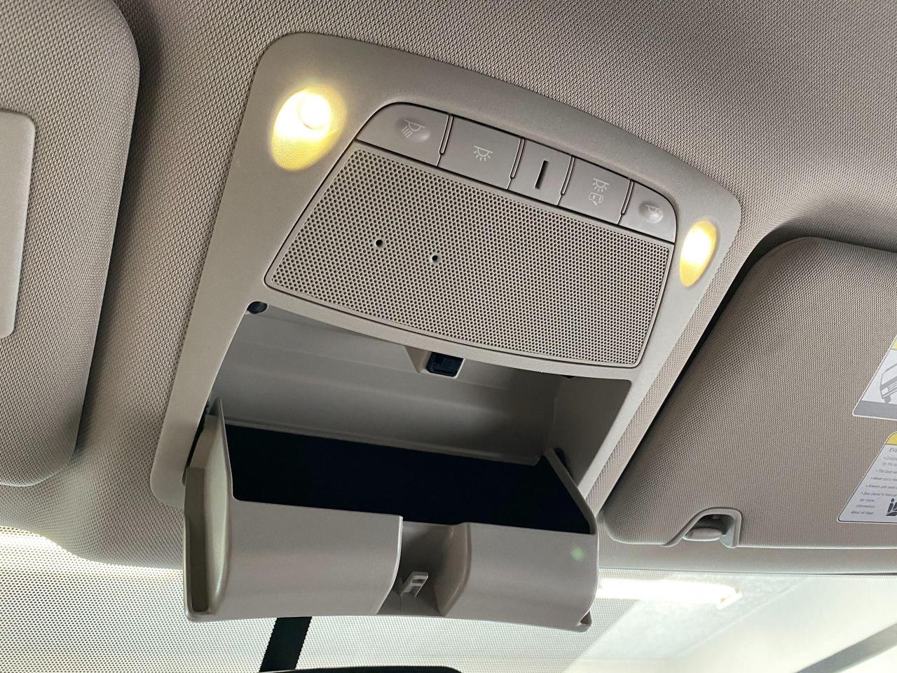 2018 Nissan Rogue S+Apple Play+Blind Spot+Camera+ACCIDENT FREE - Photo #49