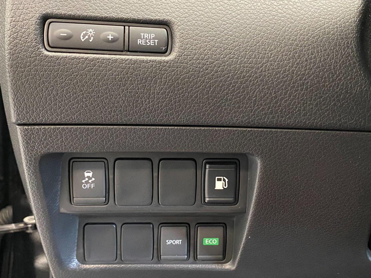 2018 Nissan Rogue S+Apple Play+Blind Spot+Camera+ACCIDENT FREE - Photo #56