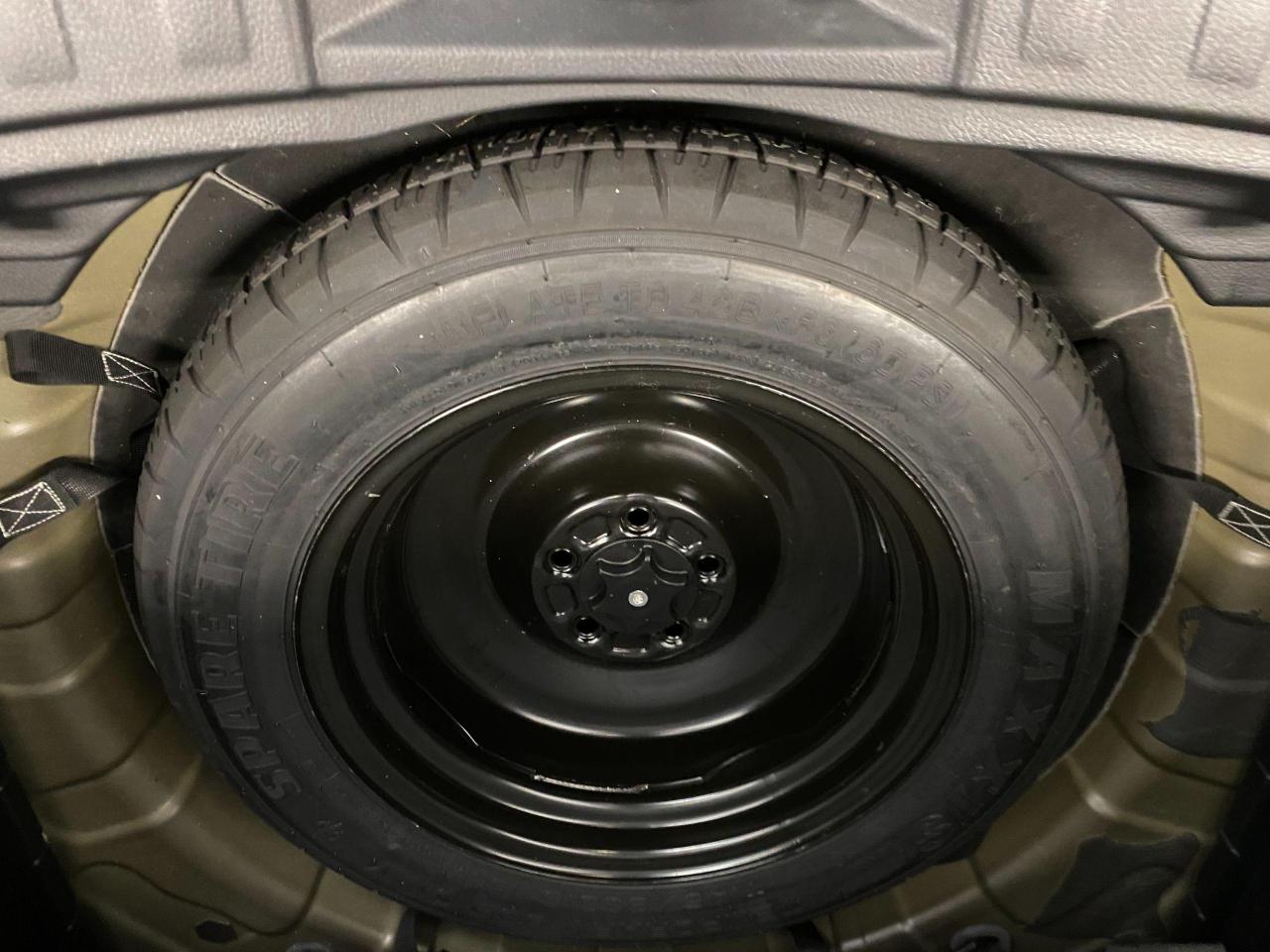 2018 Nissan Rogue S+Apple Play+Blind Spot+Camera+ACCIDENT FREE Photo62