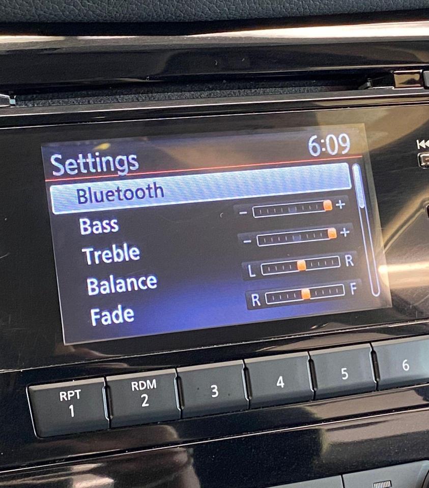 2017 Nissan Rogue S+Camera+Heated Seats+ACCIDENT FREE - Photo #31