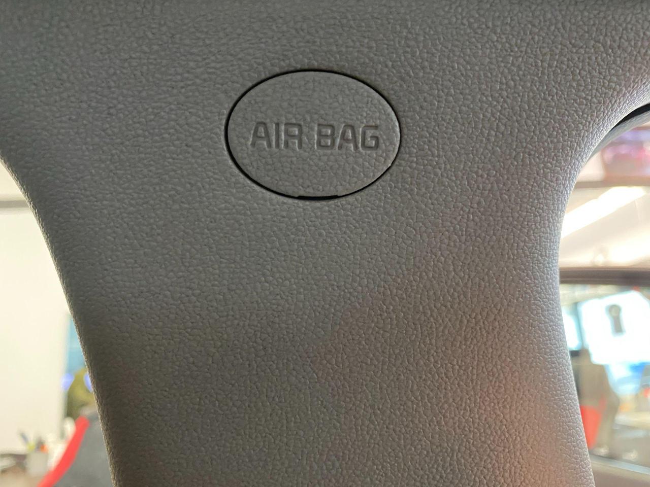 2016 Kia Forte LX+Sunroof+Heated Seats+Bluetooth+ACCIDENT FREE - Photo #44