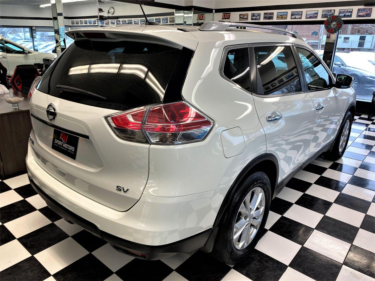 2016 Nissan Rogue SV+Push Start+Camera+Heated Seats+ACCIDENT FREE - Photo #4