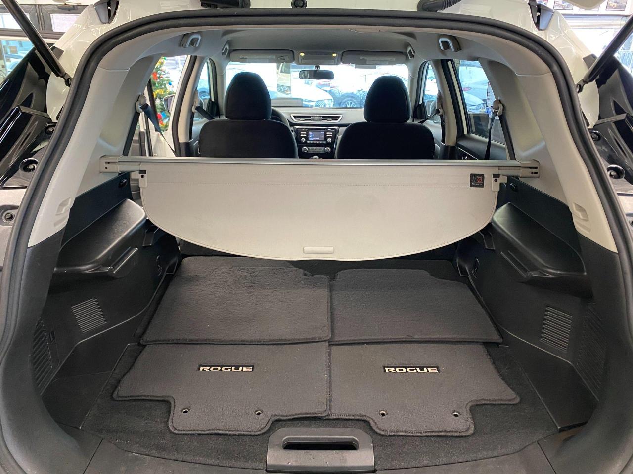 2016 Nissan Rogue SV+Push Start+Camera+Heated Seats+ACCIDENT FREE - Photo #25