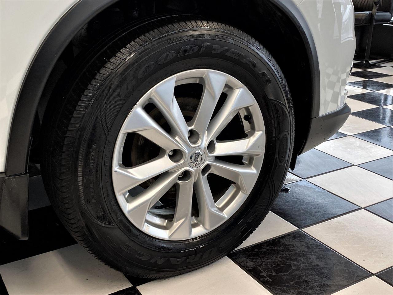 2016 Nissan Rogue SV+Push Start+Camera+Heated Seats+ACCIDENT FREE - Photo #56