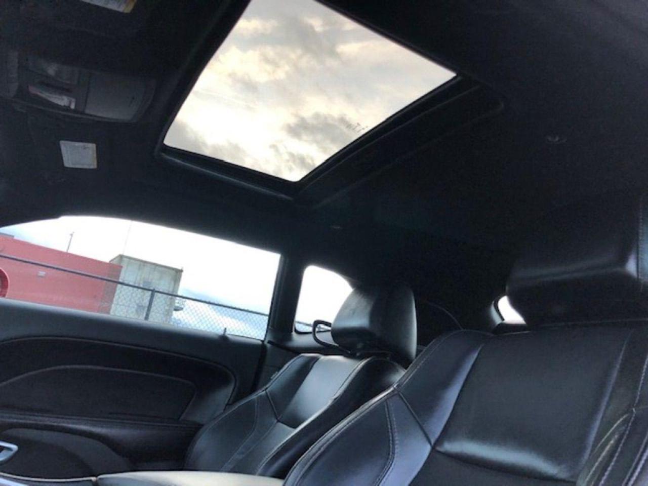 2015 Dodge Challenger SXT Plus - Photo #6
