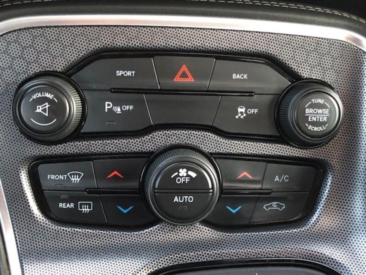 2015 Dodge Challenger SXT Plus - Photo #11