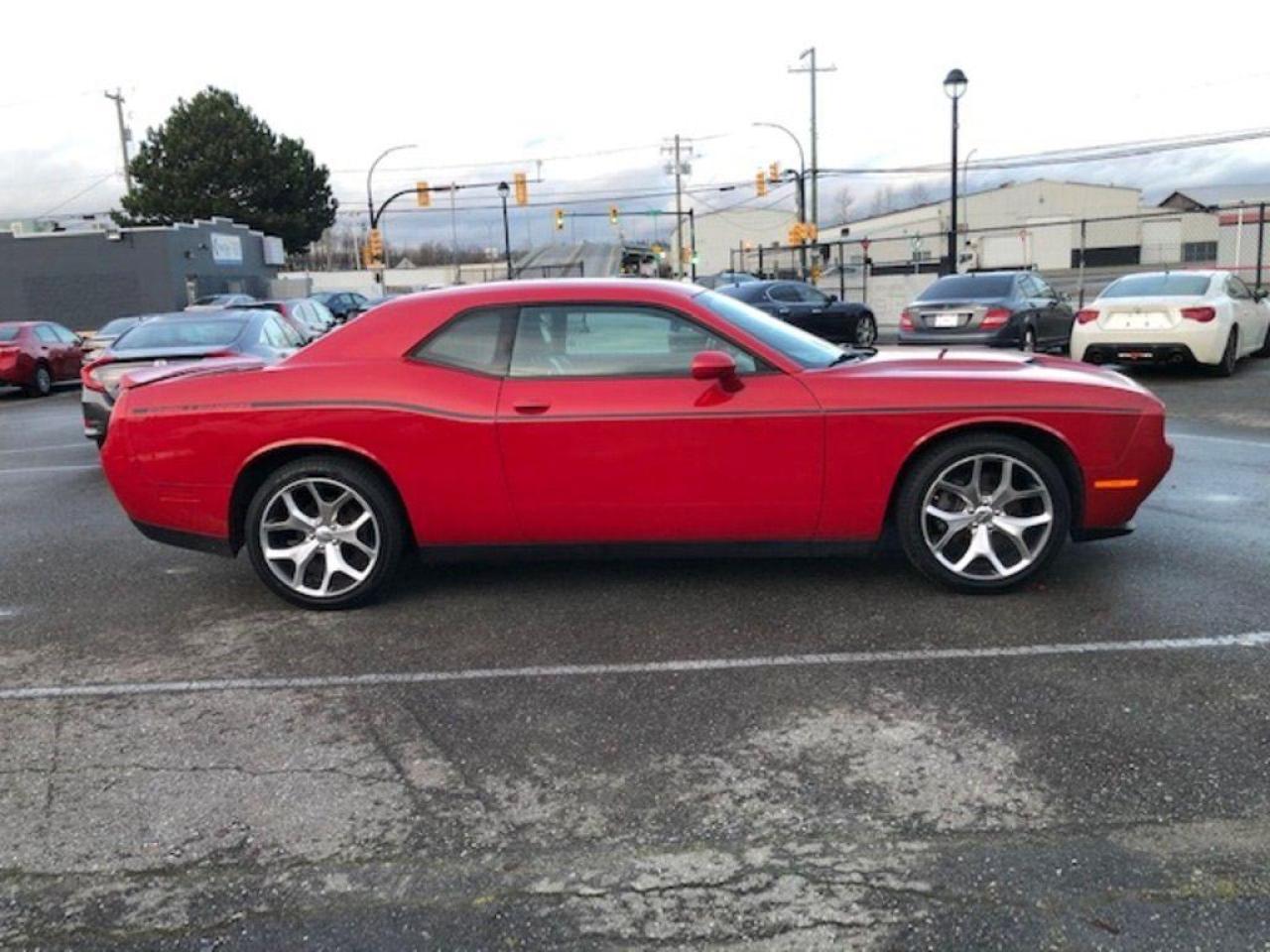 2015 Dodge Challenger SXT Plus - Photo #13