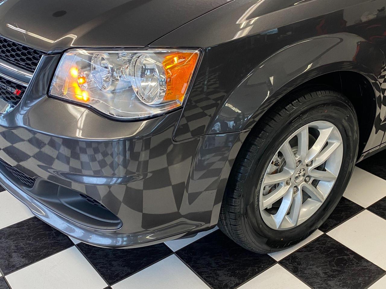 2015 Dodge Grand Caravan SXT+DVD+Camera+New Tires+Brakes+ACCIDENT FREE - Photo #38