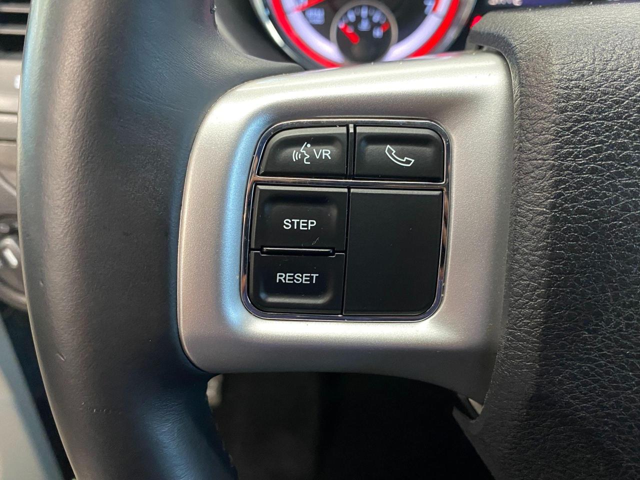 2015 Dodge Grand Caravan SXT+DVD+Camera+New Tires+Brakes+ACCIDENT FREE - Photo #51