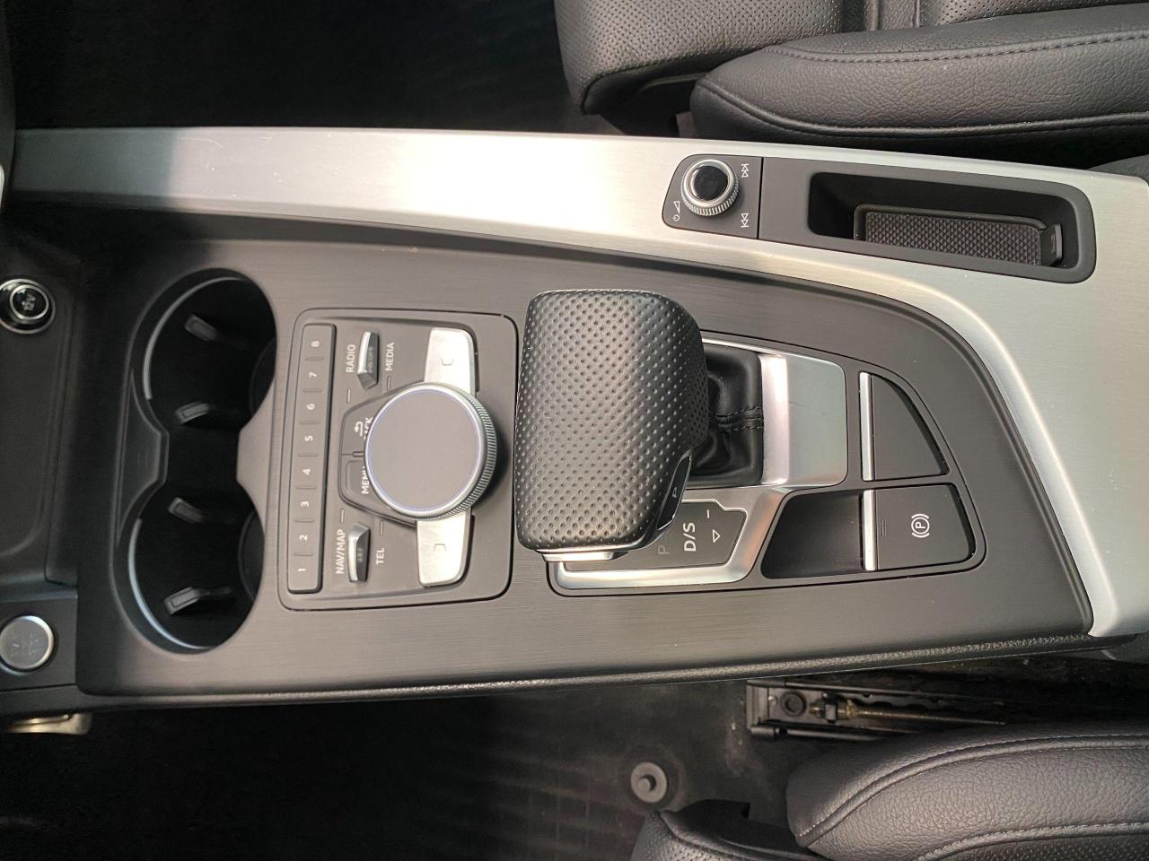 2017 Audi A4 Technik S-Line Quattro+360 Camera+ACCIDENT FREE - Photo #43