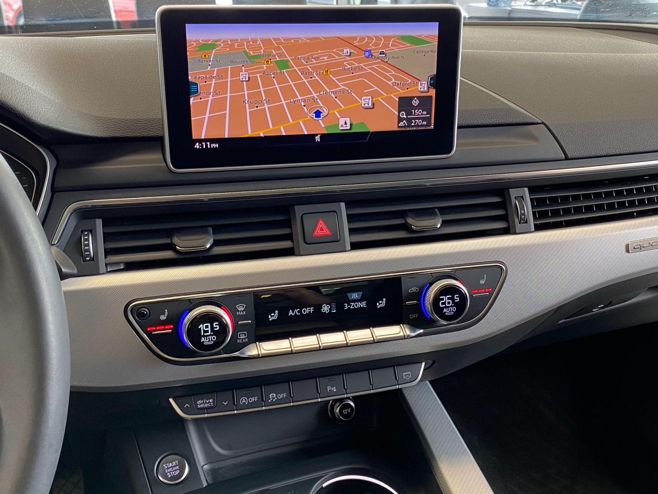 2017 Audi A4 Progressiv AWD+Camera+GPS+ApplePlay+ACCIDENT FREE - Photo #9