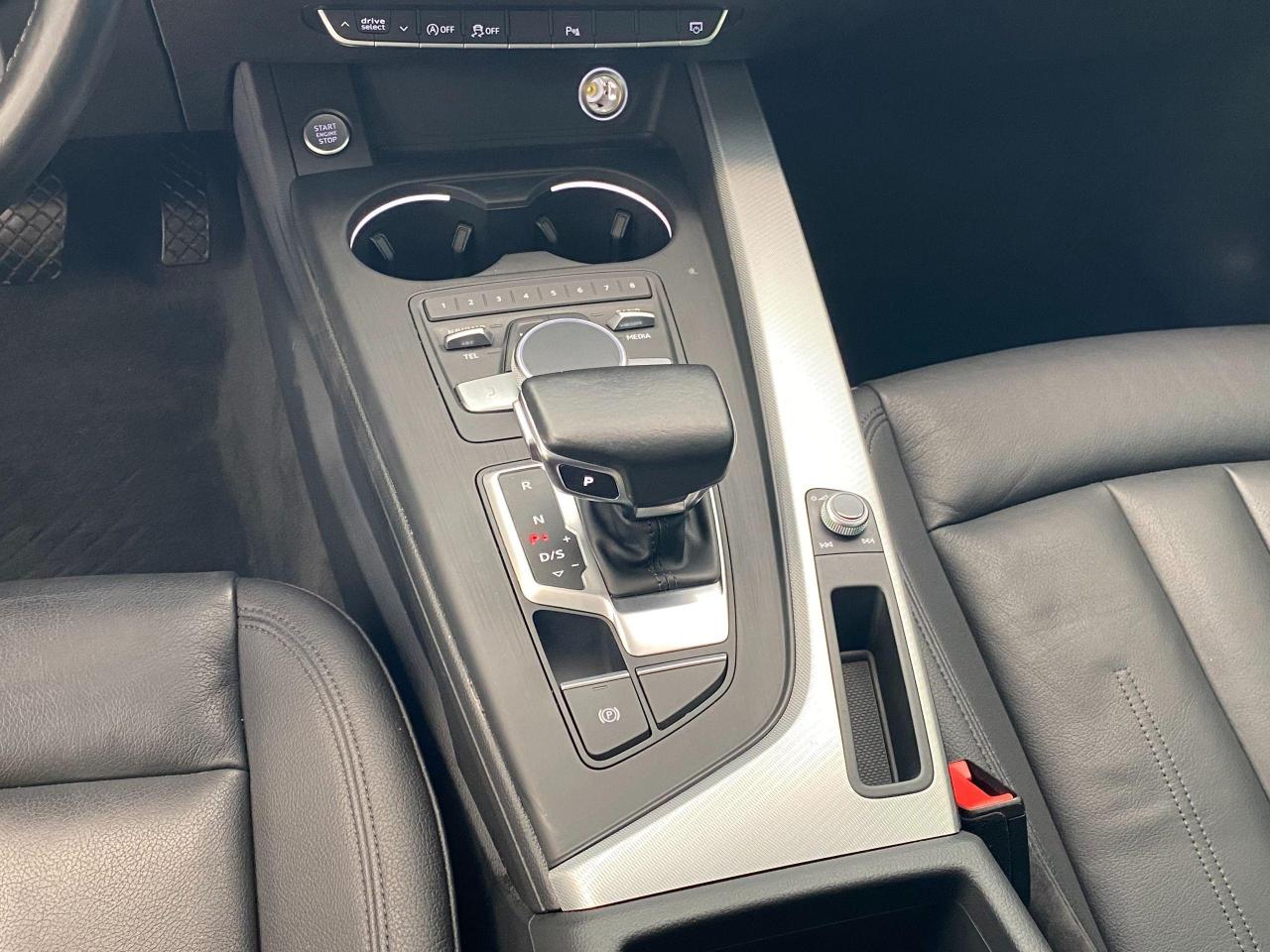 2017 Audi A4 Progressiv AWD+Camera+GPS+ApplePlay+ACCIDENT FREE - Photo #36