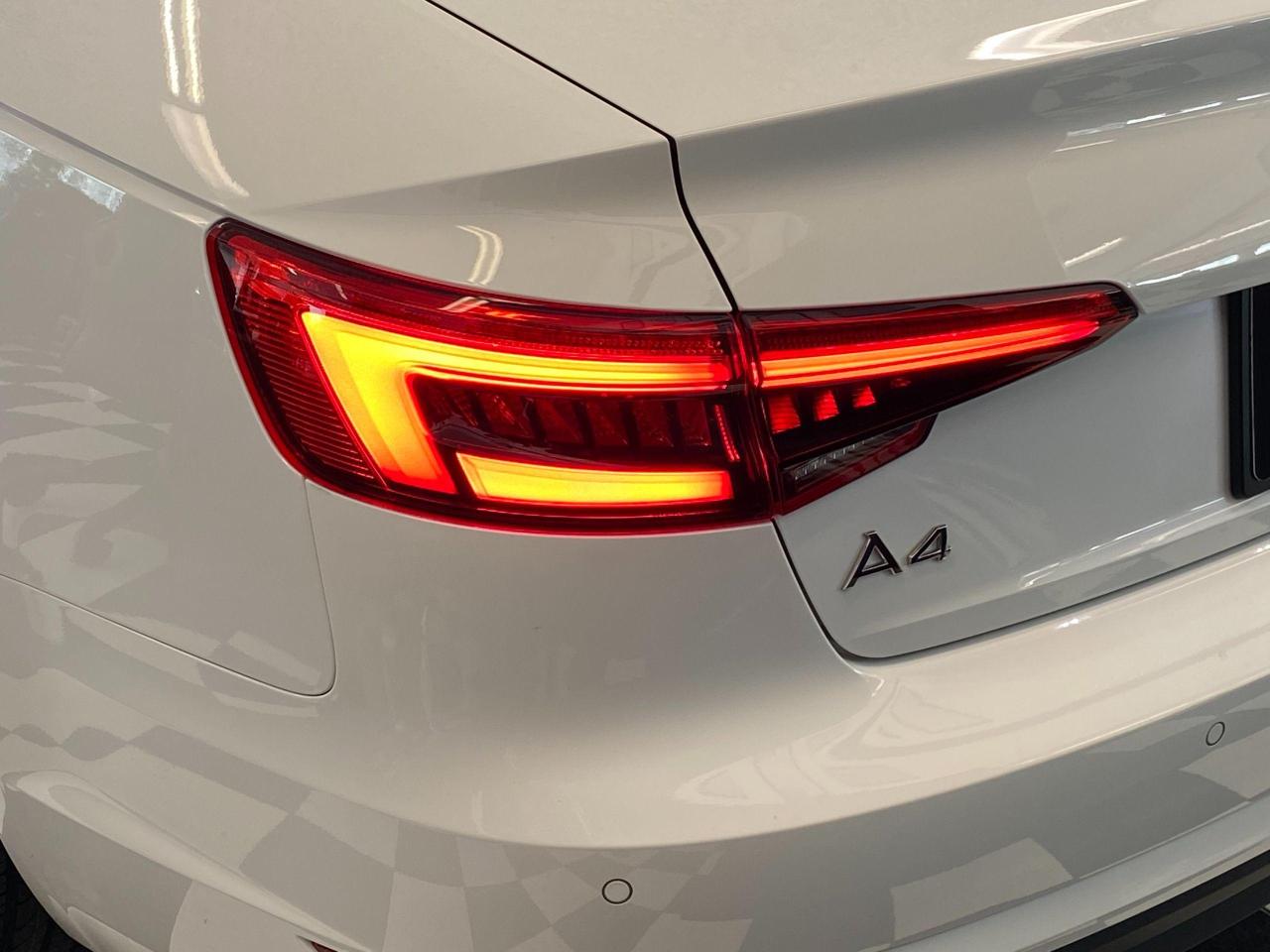 2017 Audi A4 Progressiv AWD+Camera+GPS+ApplePlay+ACCIDENT FREE - Photo #66