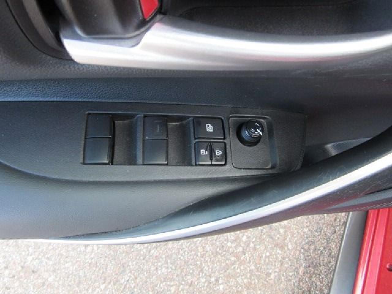 2021 Toyota Corolla SE - Photo #12