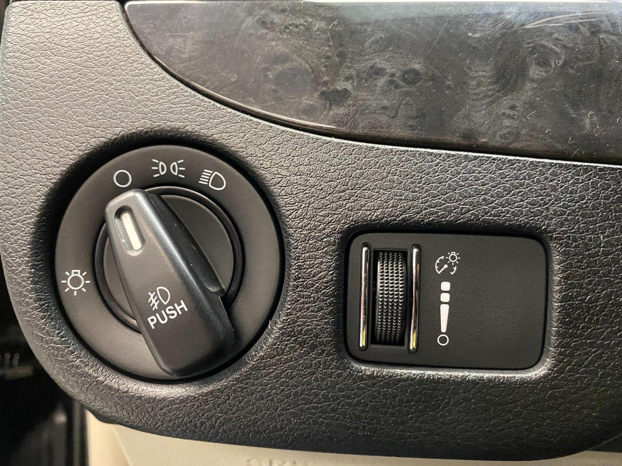 2017 Dodge Grand Caravan Crew+Snow & GO+Cruise Control+New Brakes Photo97