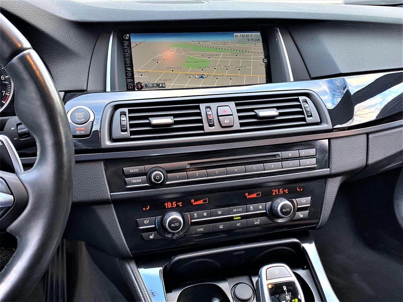 2016 BMW 5 Series 535i xDrive TECH+New Tires+360 CAM+ACCIDENT FREE - Photo #10