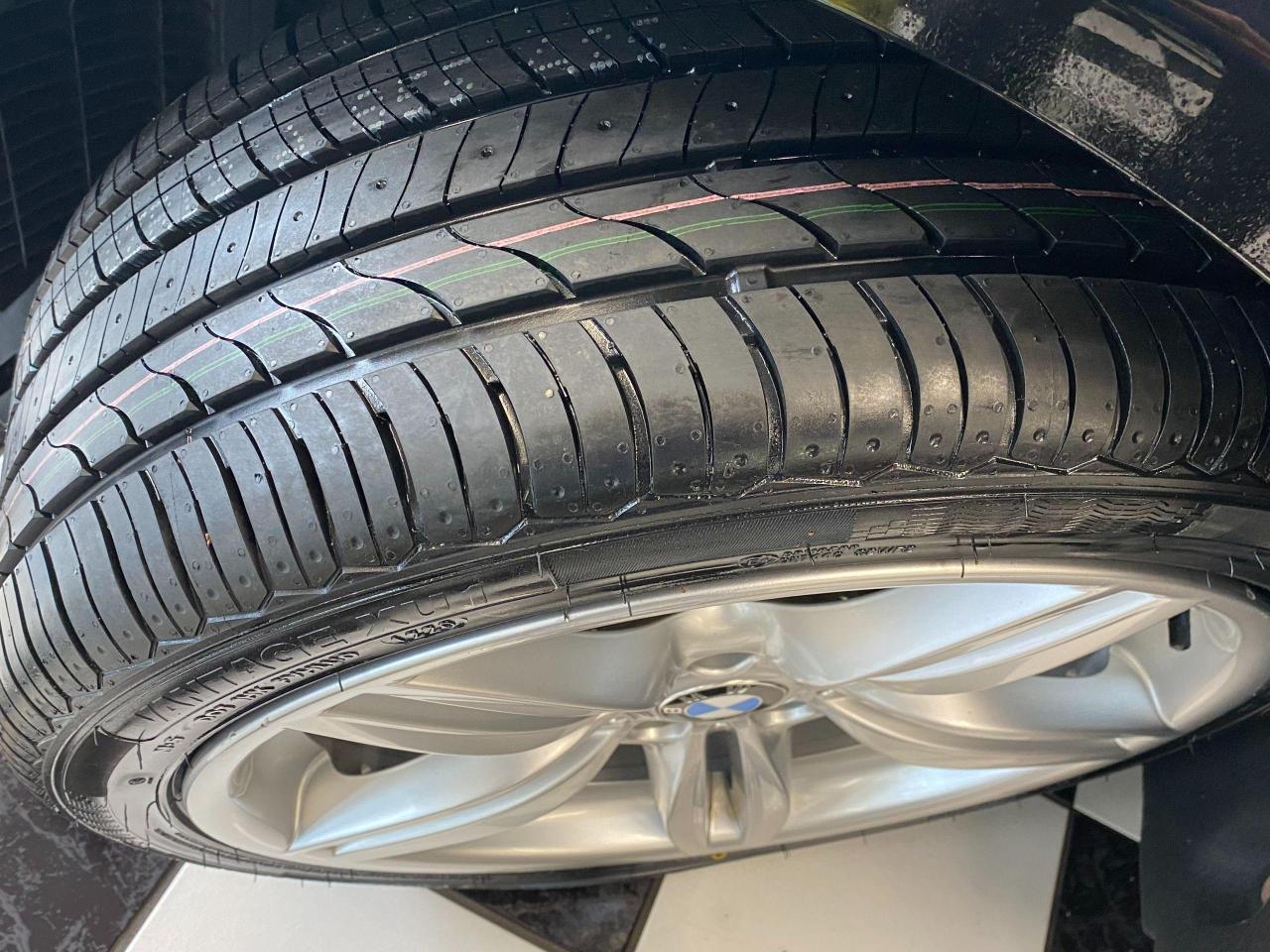 2016 BMW 5 Series 535i xDrive TECH+New Tires+360 CAM+ACCIDENT FREE - Photo #11