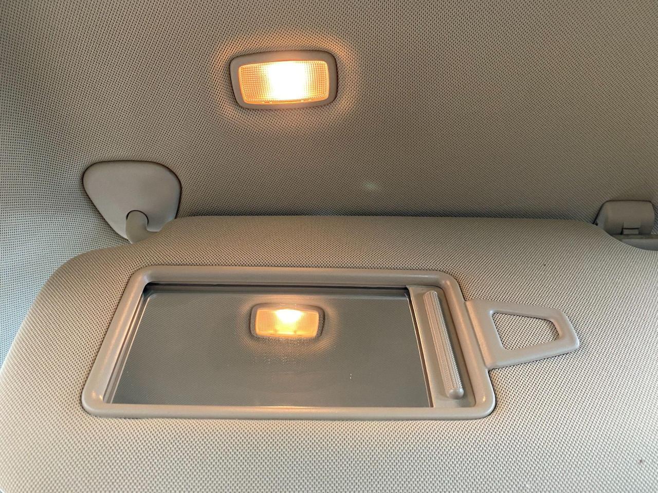 2009 Hyundai Genesis 3.8L V6+Sunroof+Heated Leather+Xenon Lights - Photo #44