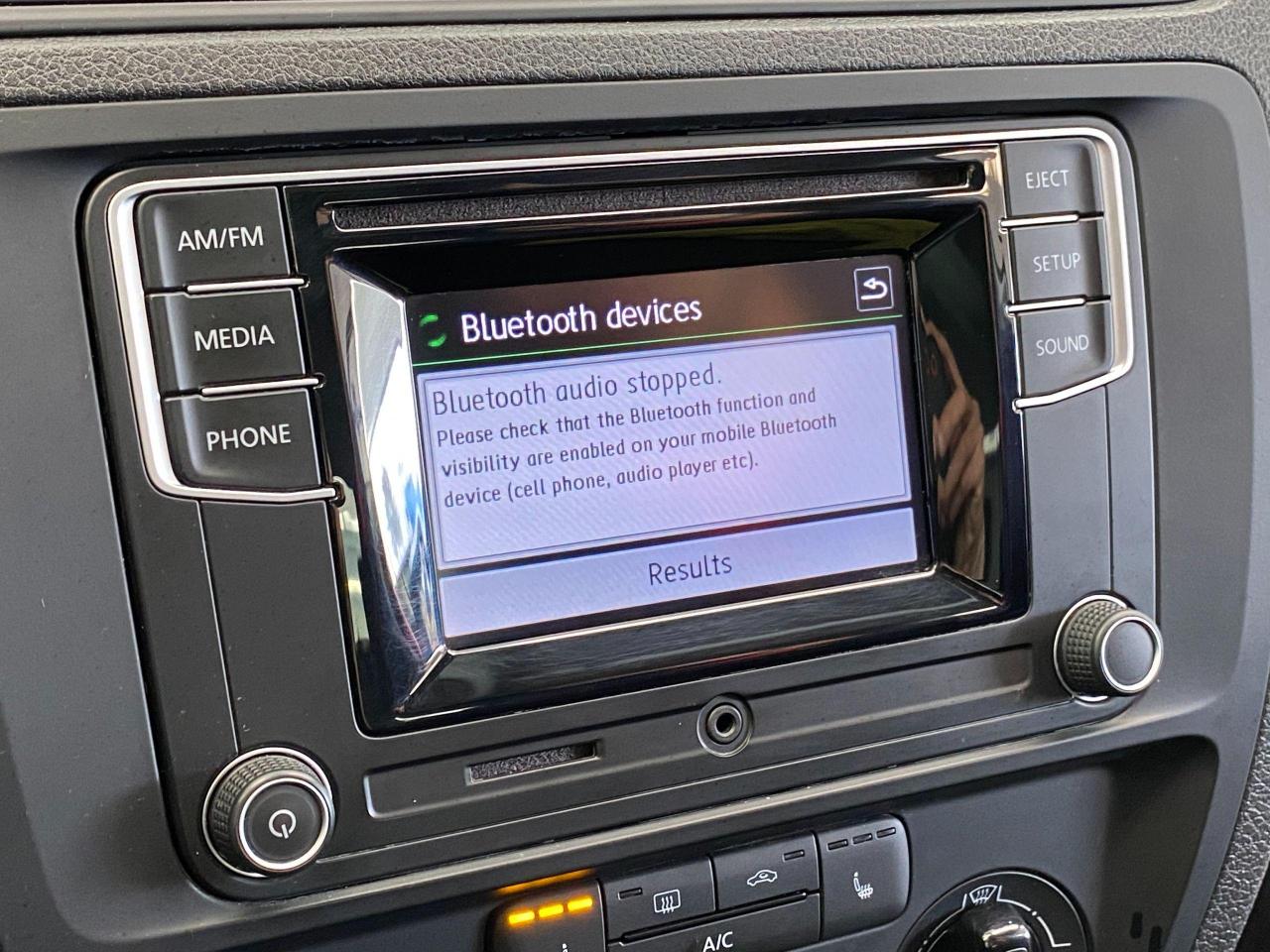 2016 Volkswagen Jetta Trendline+Sunroof+HeatedSeats+Camera+ACCIDENT FREE - Photo #30