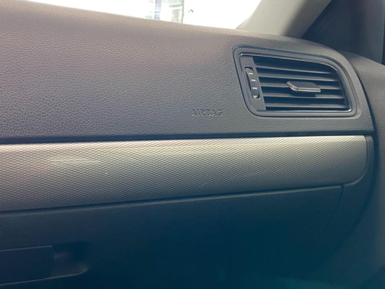 2016 Volkswagen Jetta Trendline+Sunroof+HeatedSeats+Camera+ACCIDENT FREE - Photo #49