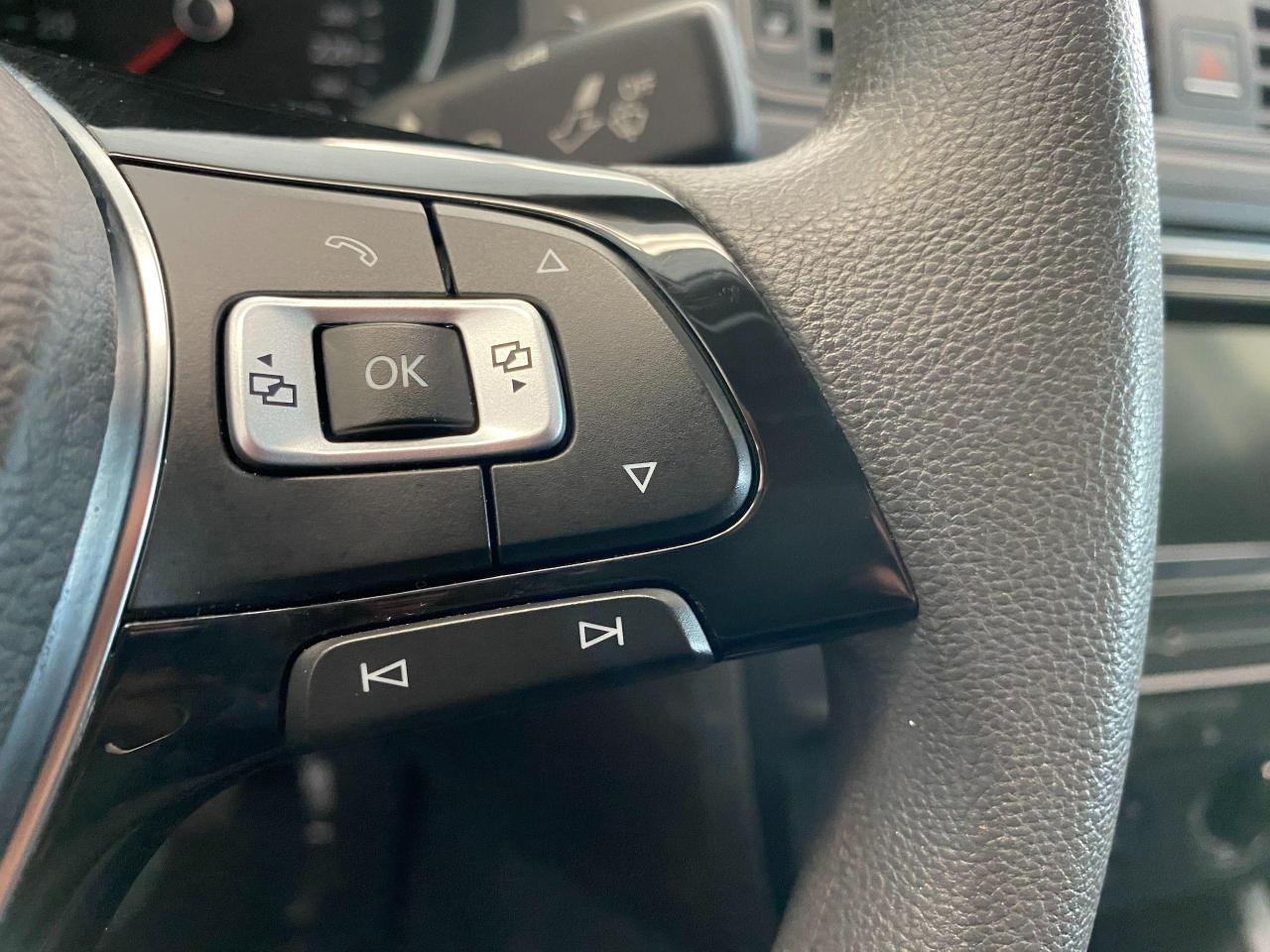 2016 Volkswagen Jetta Trendline+Sunroof+HeatedSeats+Camera+ACCIDENT FREE - Photo #51