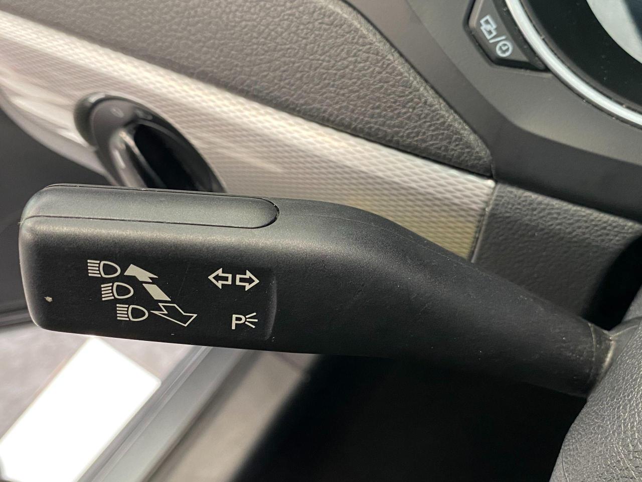 2016 Volkswagen Jetta Trendline+Sunroof+HeatedSeats+Camera+ACCIDENT FREE - Photo #54
