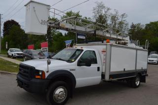 Used 2006 Ford F-550 XL bucket truck for sale in Richmond Hill, ON