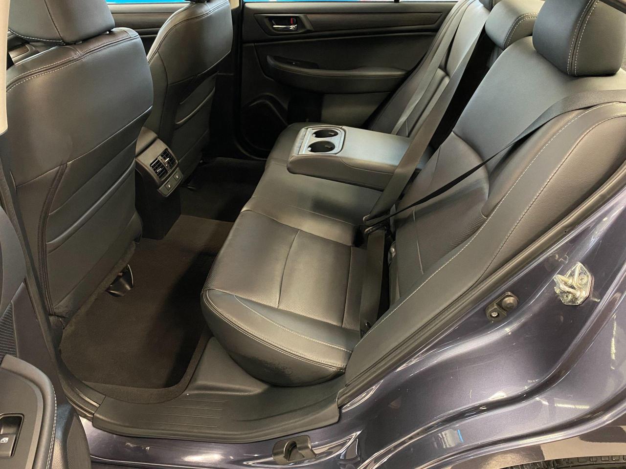 2016 Subaru Legacy 3.6R w/Limited TECH+Eye Sight+AWD+Accident Free - Photo #23