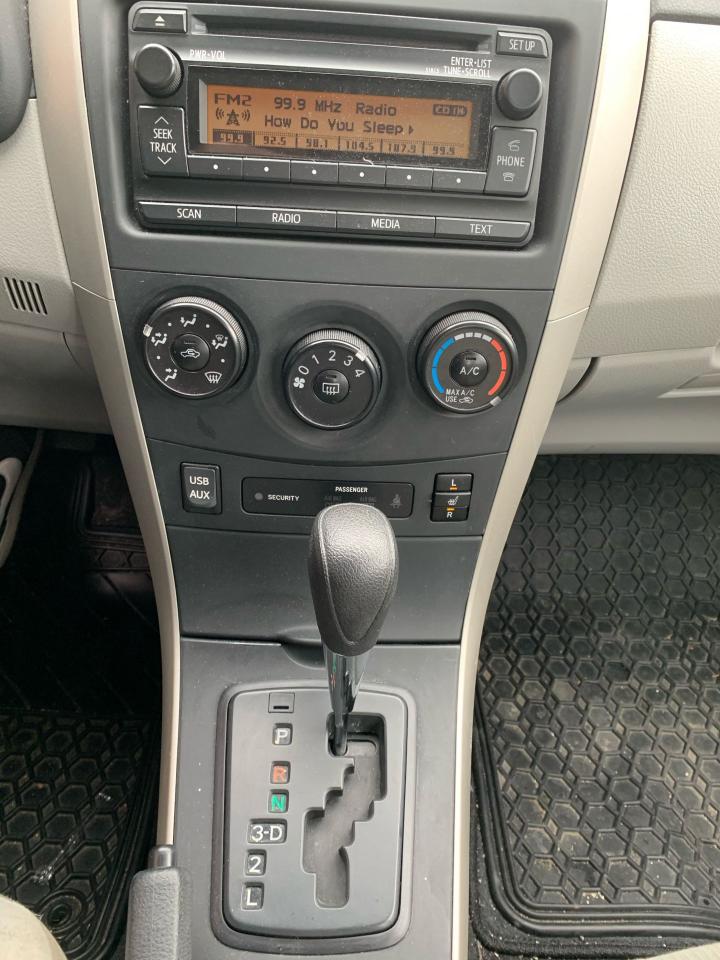 2012 Toyota Corolla CE- ENHANCED PACKAGE Photo4