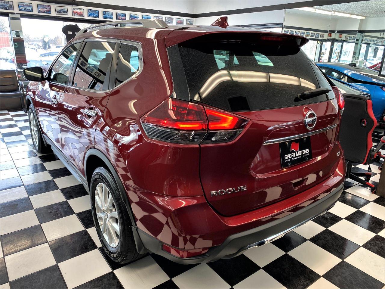 2018 Nissan Rogue SV+SafetyShield+BlindSpot+ApplePlay+ACCIDENT FREE Photo70