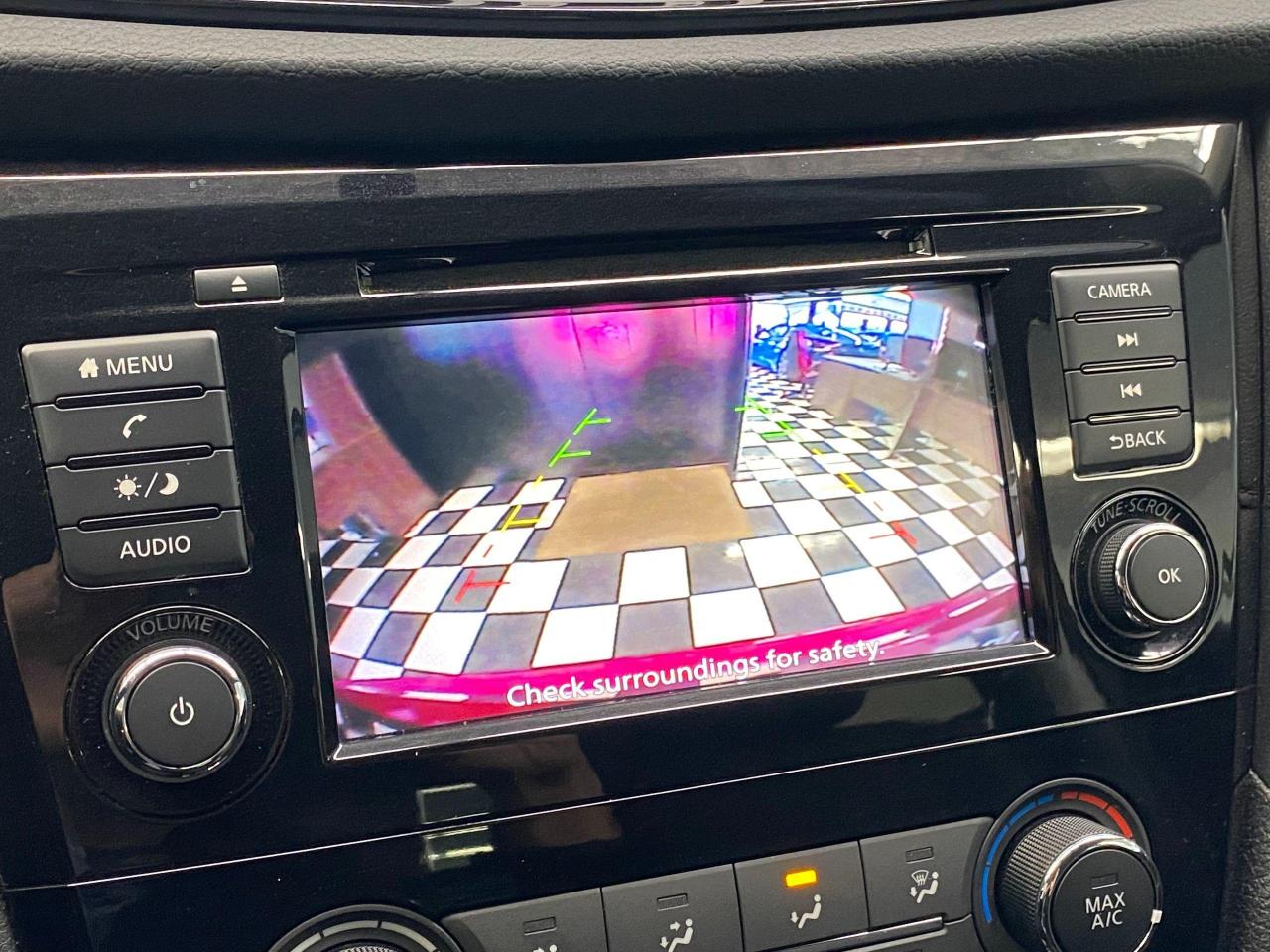2018 Nissan Rogue SV+SafetyShield+BlindSpot+ApplePlay+ACCIDENT FREE Photo95