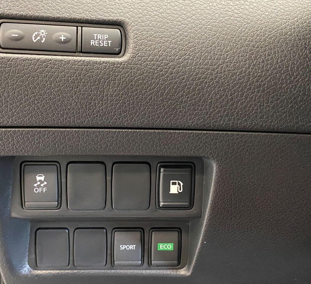 2018 Nissan Rogue SV+SafetyShield+BlindSpot+ApplePlay+ACCIDENT FREE Photo122