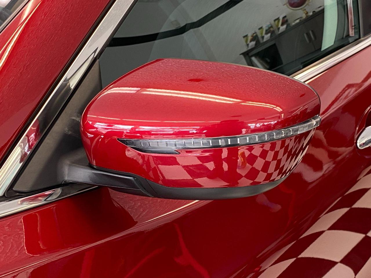 2018 Nissan Rogue SV+SafetyShield+BlindSpot+ApplePlay+ACCIDENT FREE - Photo #60