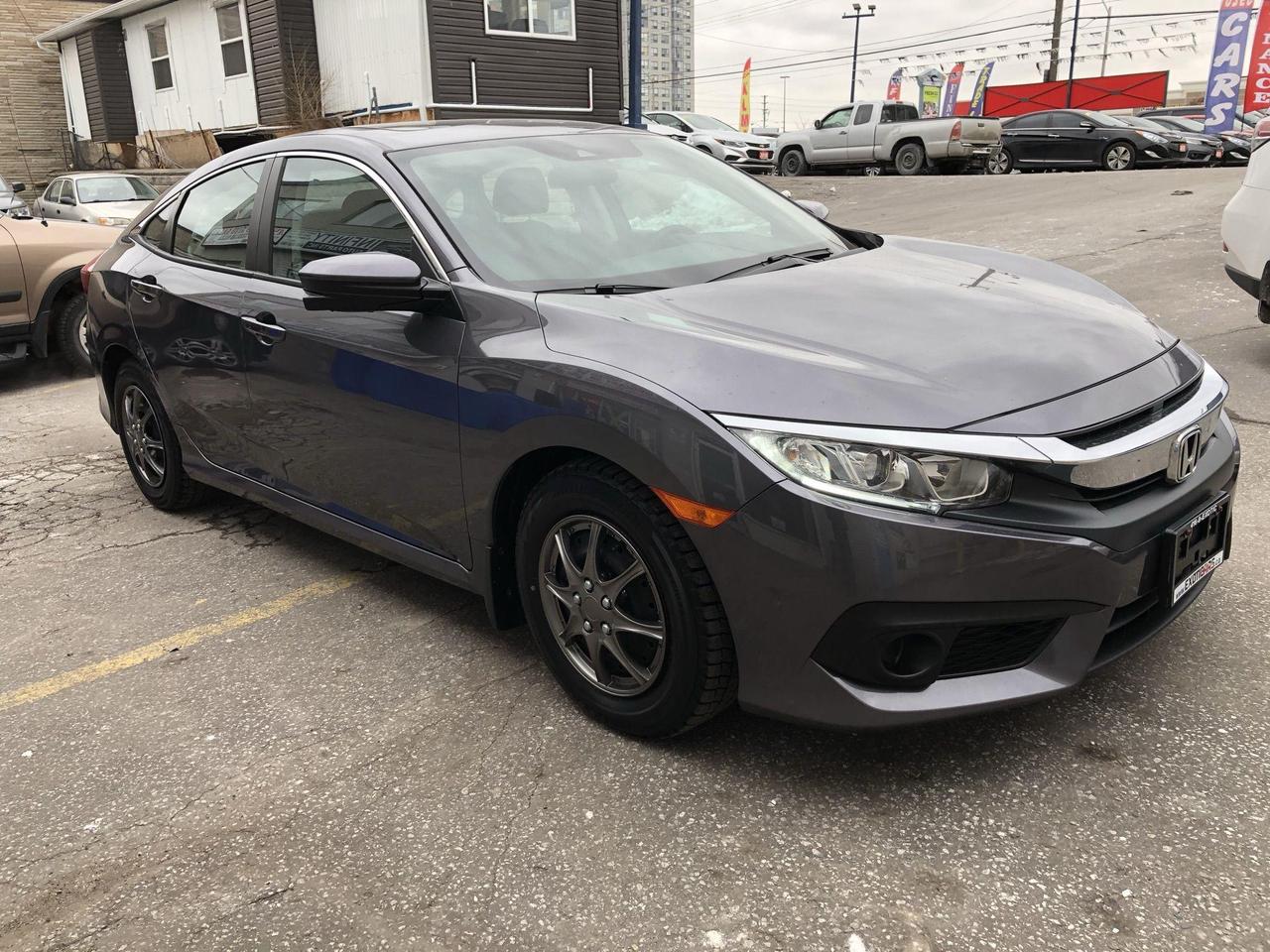 2018 Honda Civic EX Photo