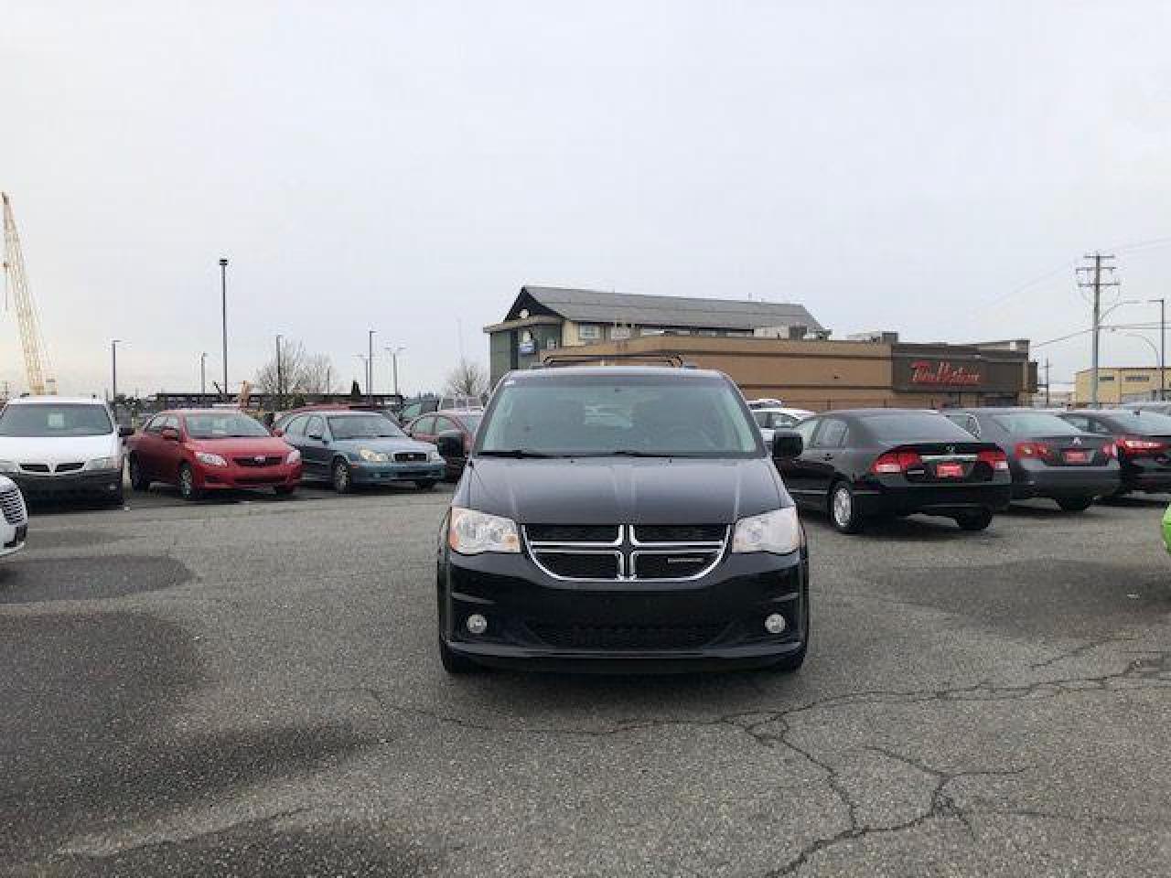 2011 Dodge Grand Caravan Crew Plus - Photo #2