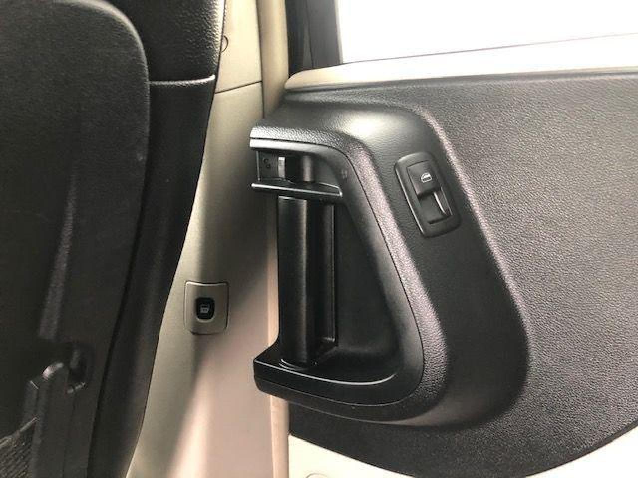 2011 Dodge Grand Caravan Crew Plus - Photo #15
