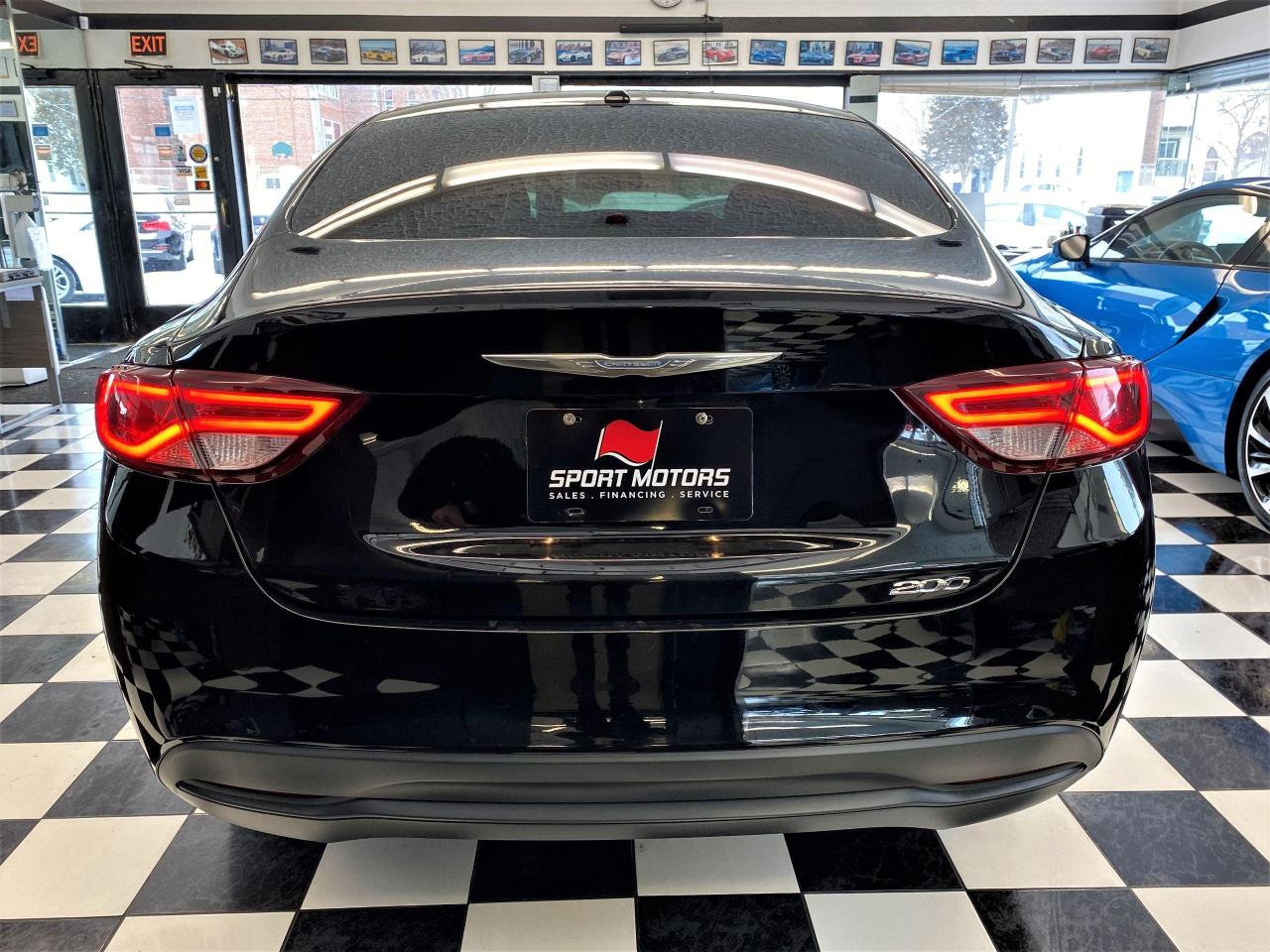 2016 Chrysler 200 LX+Tinted+New Brakes+TUXMATs+ACCIDENT FREE - Photo #3